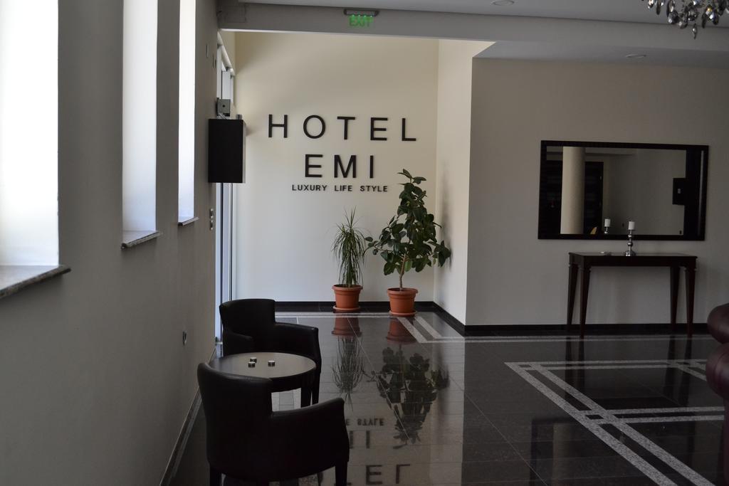 Hotel Emi Sztrumica Kültér fotó